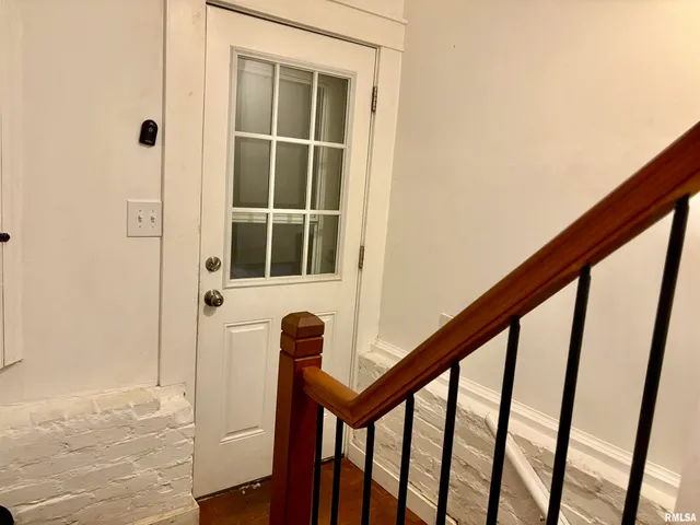 $153,000 | 934 West Douglas Avenue, Jacksonville, IL 62650