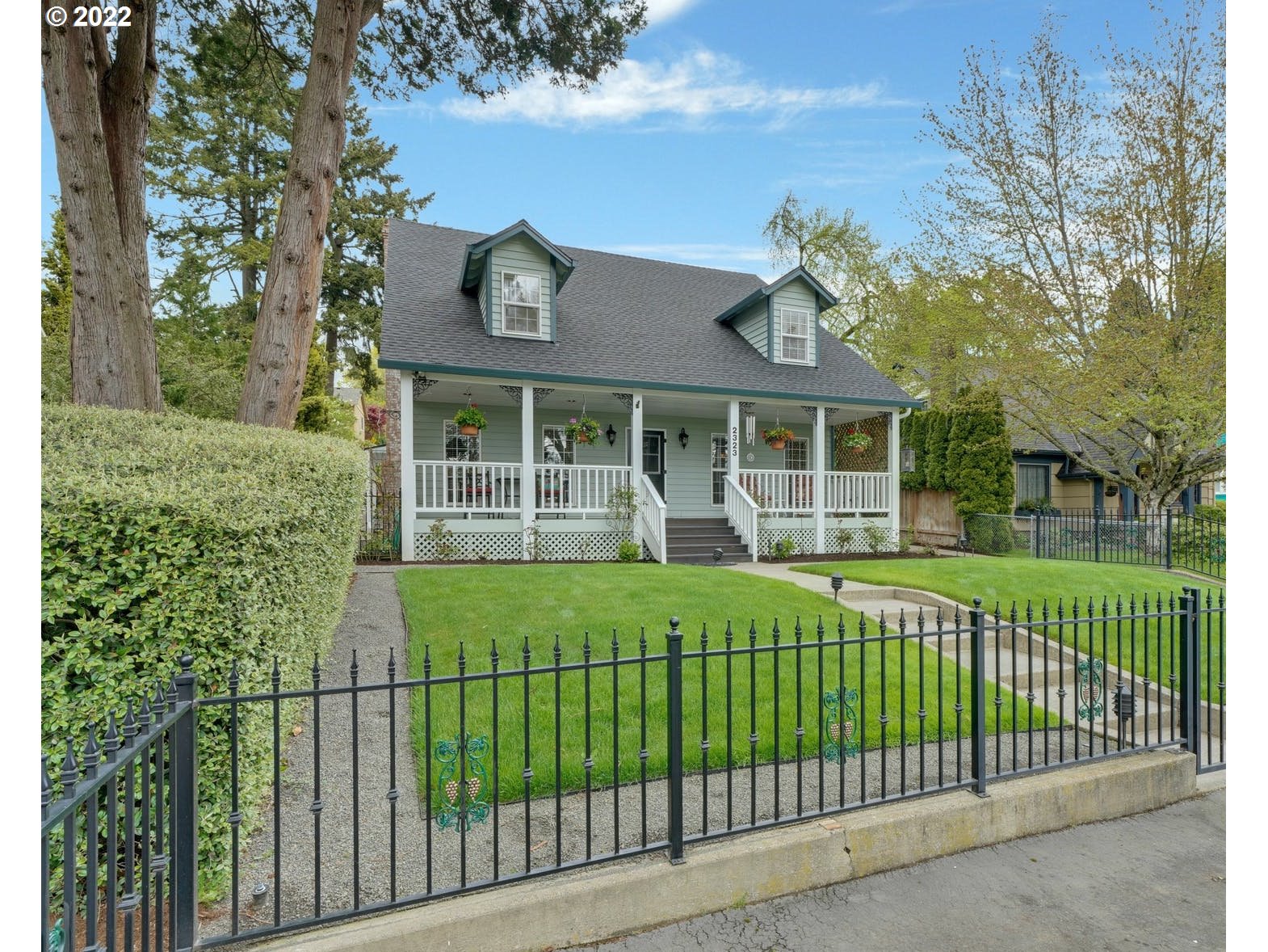 2323 Southwest Troy Street Portland, OR 97219 - Photo 1 of 1 Gallery Image 1