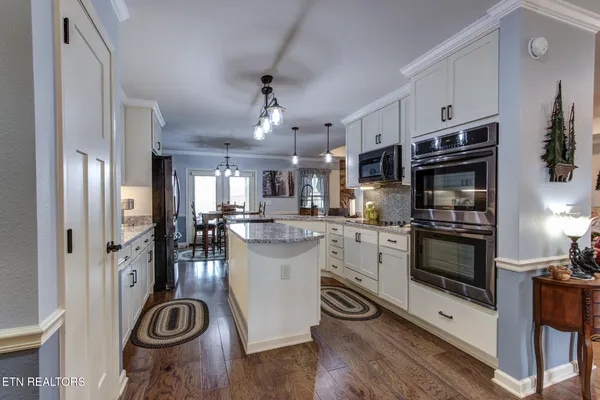 $668,900 | 850 Majestic Mtns Boulevard, Walland, TN 37886