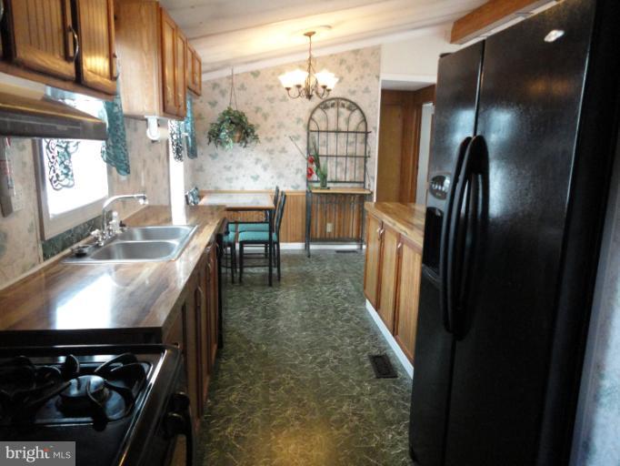 1121 Old Philadelphia Road, Unit 21 Aberdeen, MD 21001 - Photo 5 of 13 Kitchen