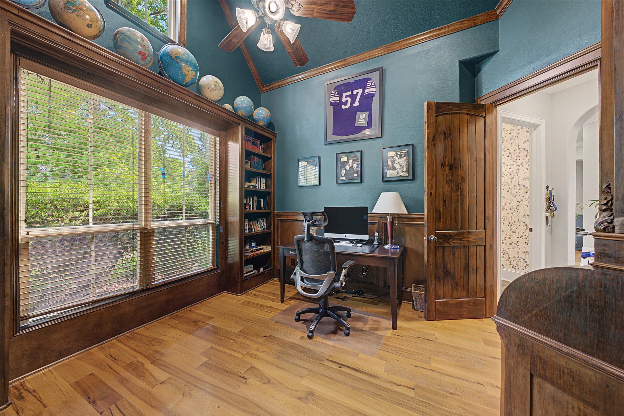 4423 Silver Jade Drive Spring, TX 77386 - Photo 7 of 45 a work room with furniture and a large window