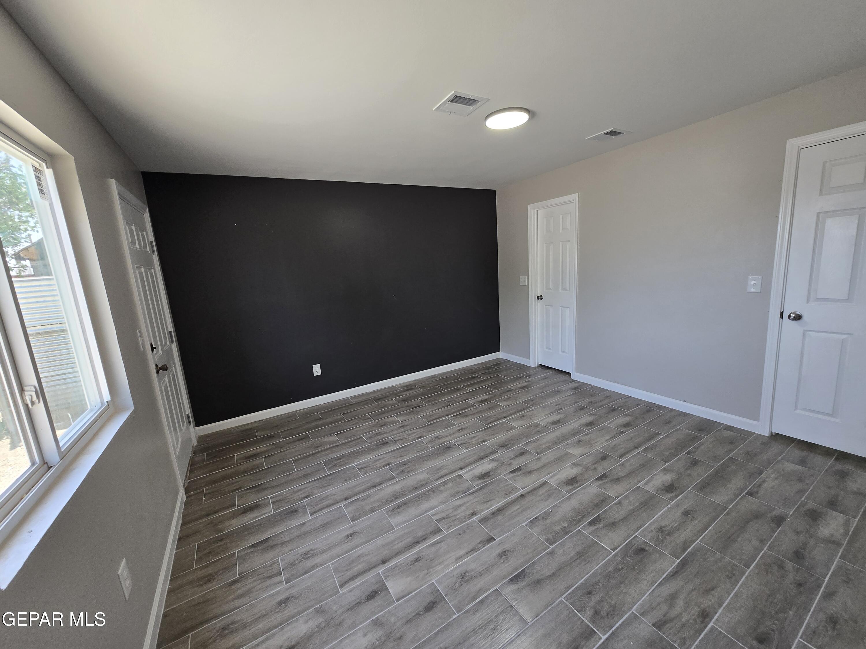 7901 Lirio Road El Paso, TX 79915 - Photo 15 of 23 20260606_115303