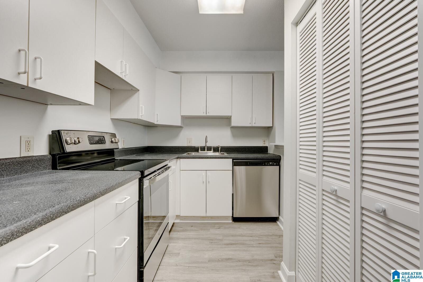 2625 Highland Avenue, Unit 312 Birmingham, AL 35205 - Photo 11 of 25
