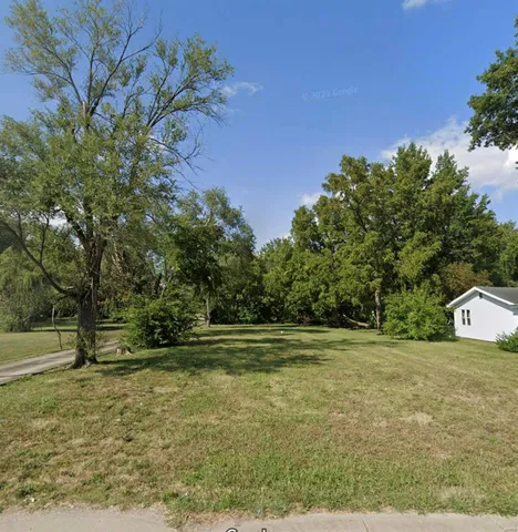 $37,500 | 3945 Pontoon Road, Granite City, IL 62040