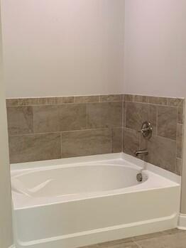 1285 Moose Club Road Thomson, GA 30824 - Photo 14 of 21 Large soaking tub