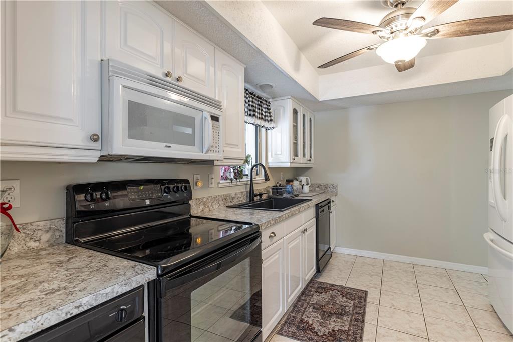 9035 Southwest 102nd Place Ocala, FL 34481 - Photo 15 of 31