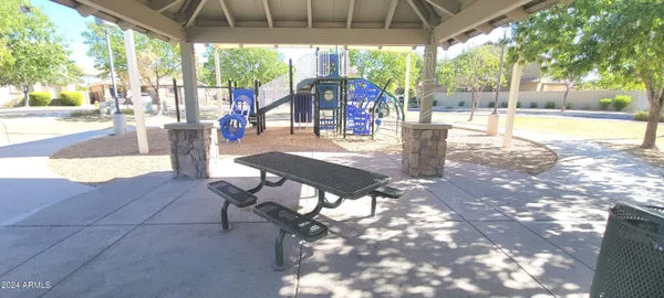 $2,095 | 1832 South Falcon Drive, Gilbert, AZ 85295