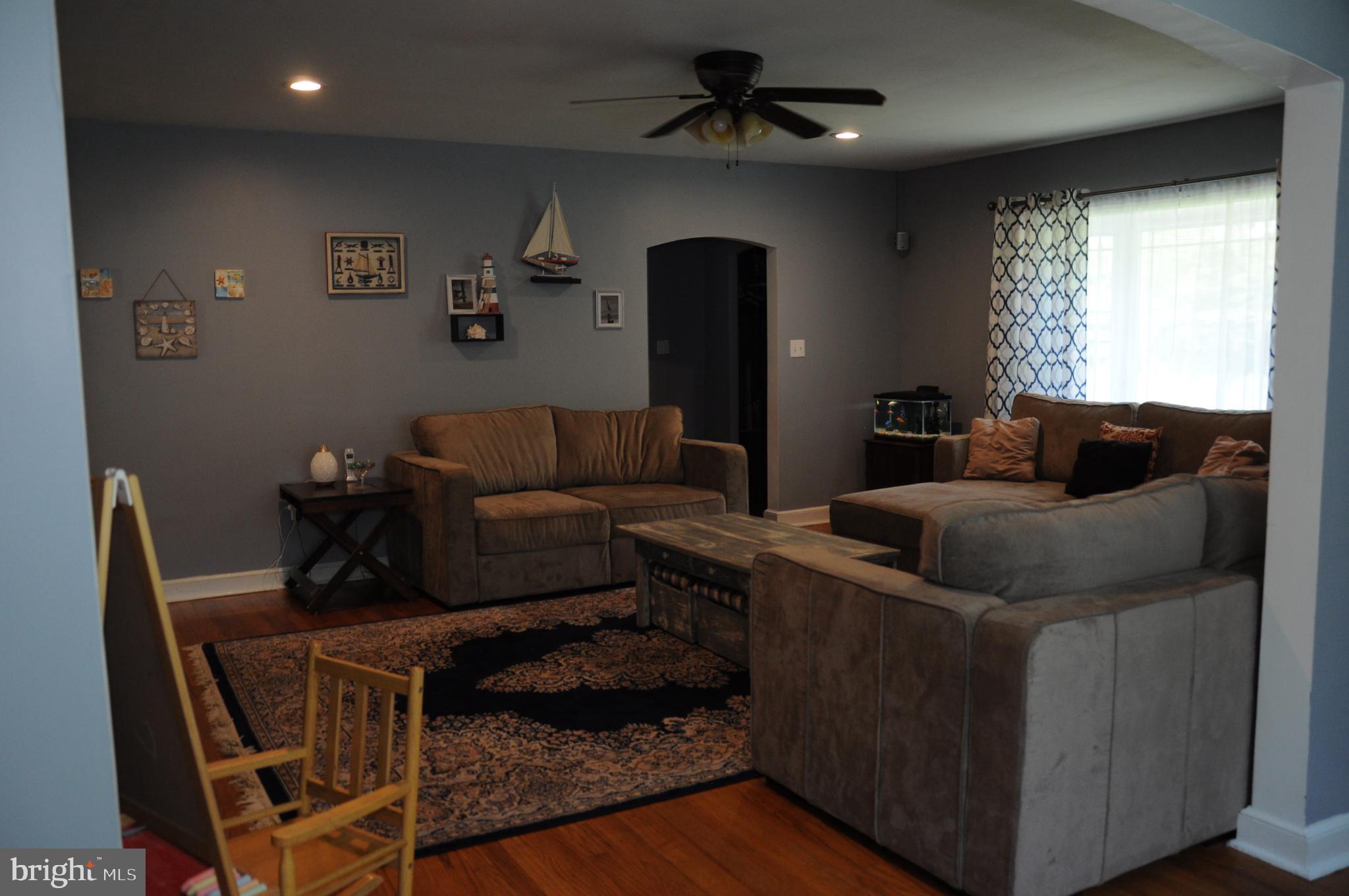 845 Red Toad Road North East, MD 21901 - Photo 11 of 36 Living room