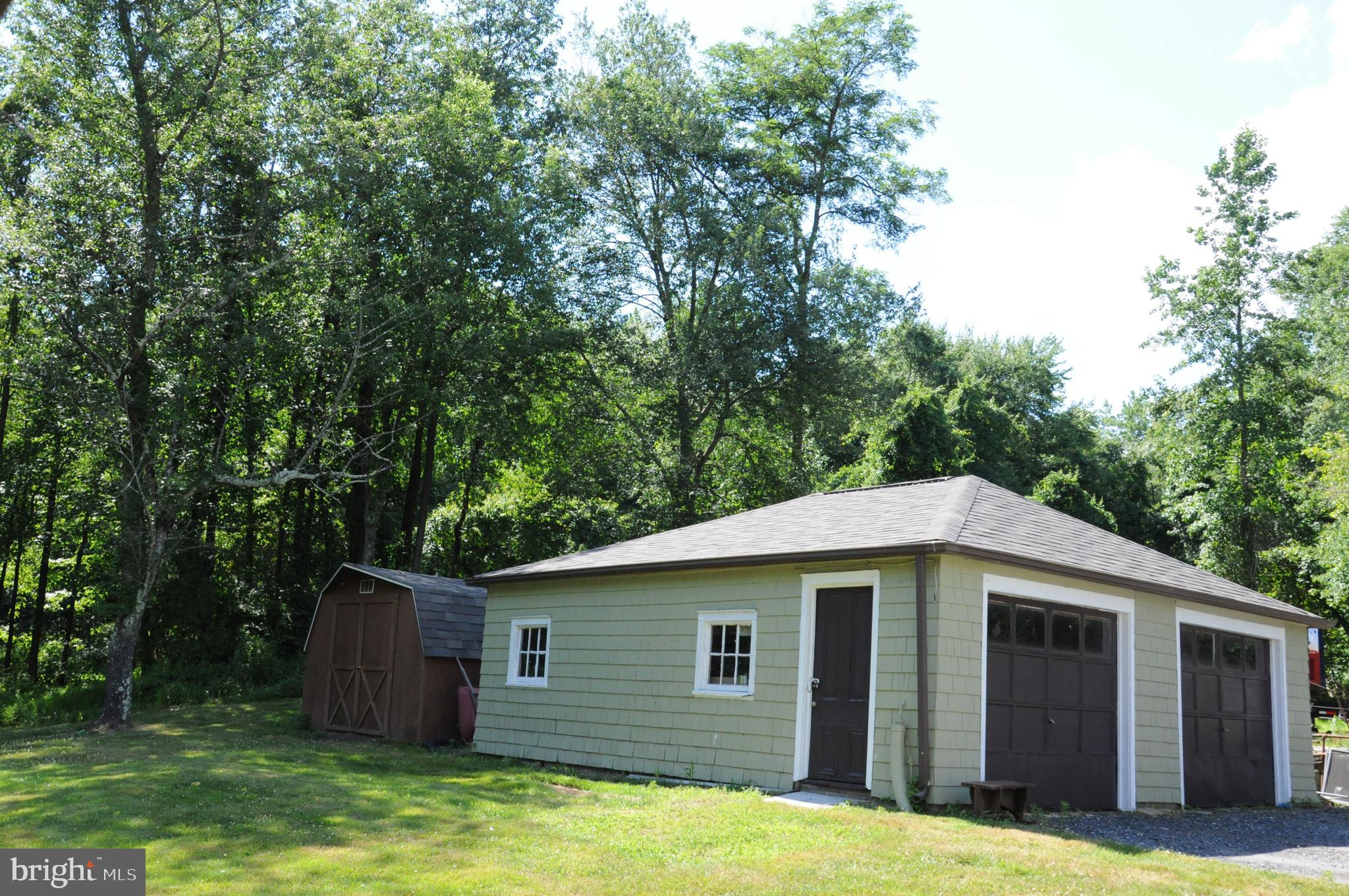 845 Red Toad Road North East, MD 21901 - Photo 31 of 36 Side view of garage & one shed