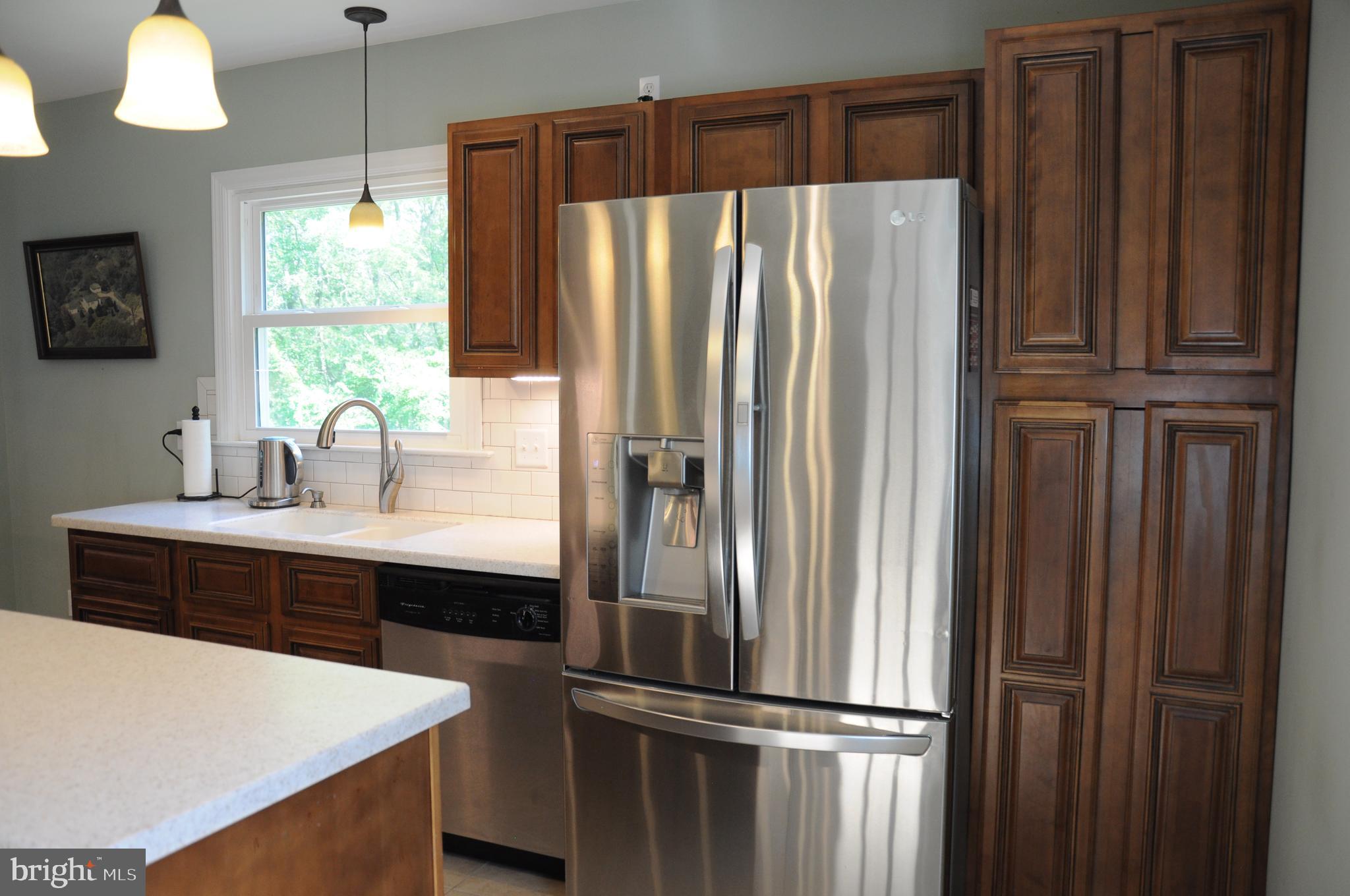 845 Red Toad Road North East, MD 21901 - Photo 6 of 36 ... Stainless steel appliances