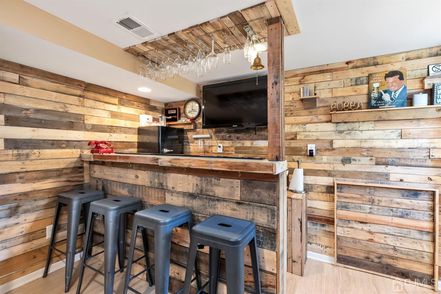 323 Washington Road Sayreville, NJ 08872 - Photo 27 of 40 a kitchen with a sink and cabinets