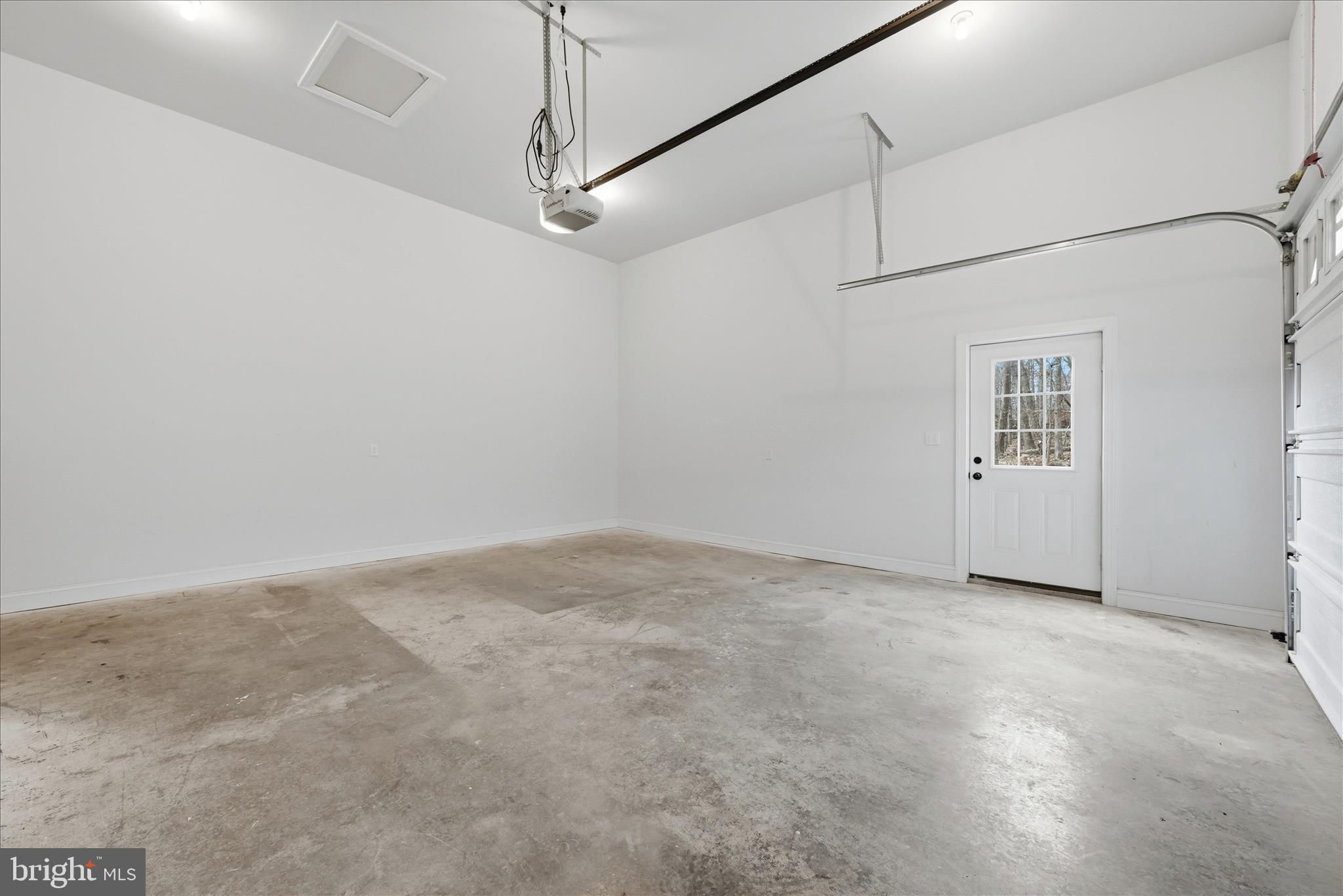 145 Graywolf Trail Winchester, VA 22602 - Photo 41 of 56 a view of an empty room with a window