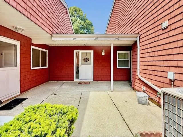 a view of entrance of the house