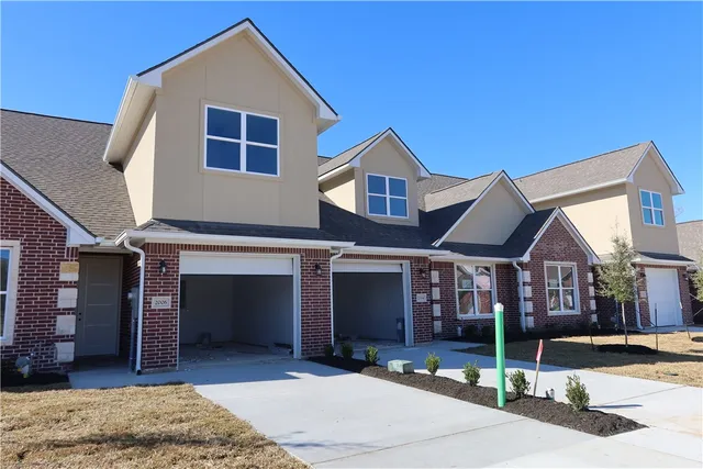 $365,500 | 2006 Reagan Court, Bryan, TX 77802