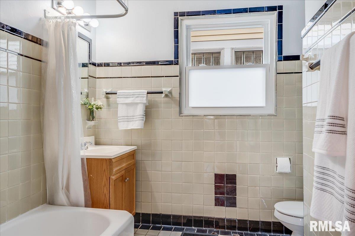 1057 West Edwards Street Springfield, IL 62704 - Photo 16 of 34 Gallery Image 16