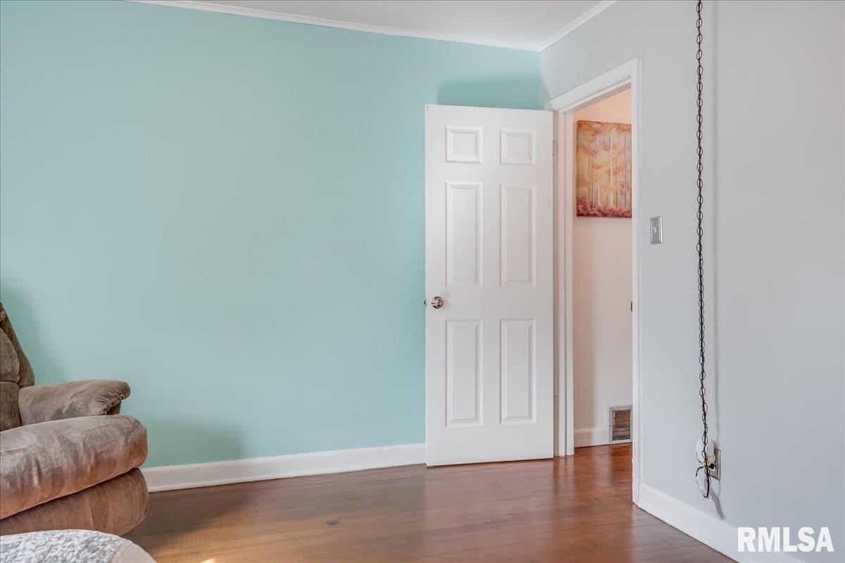 1057 West Edwards Street Springfield, IL 62704 - Photo 18 of 34 Gallery Image 18