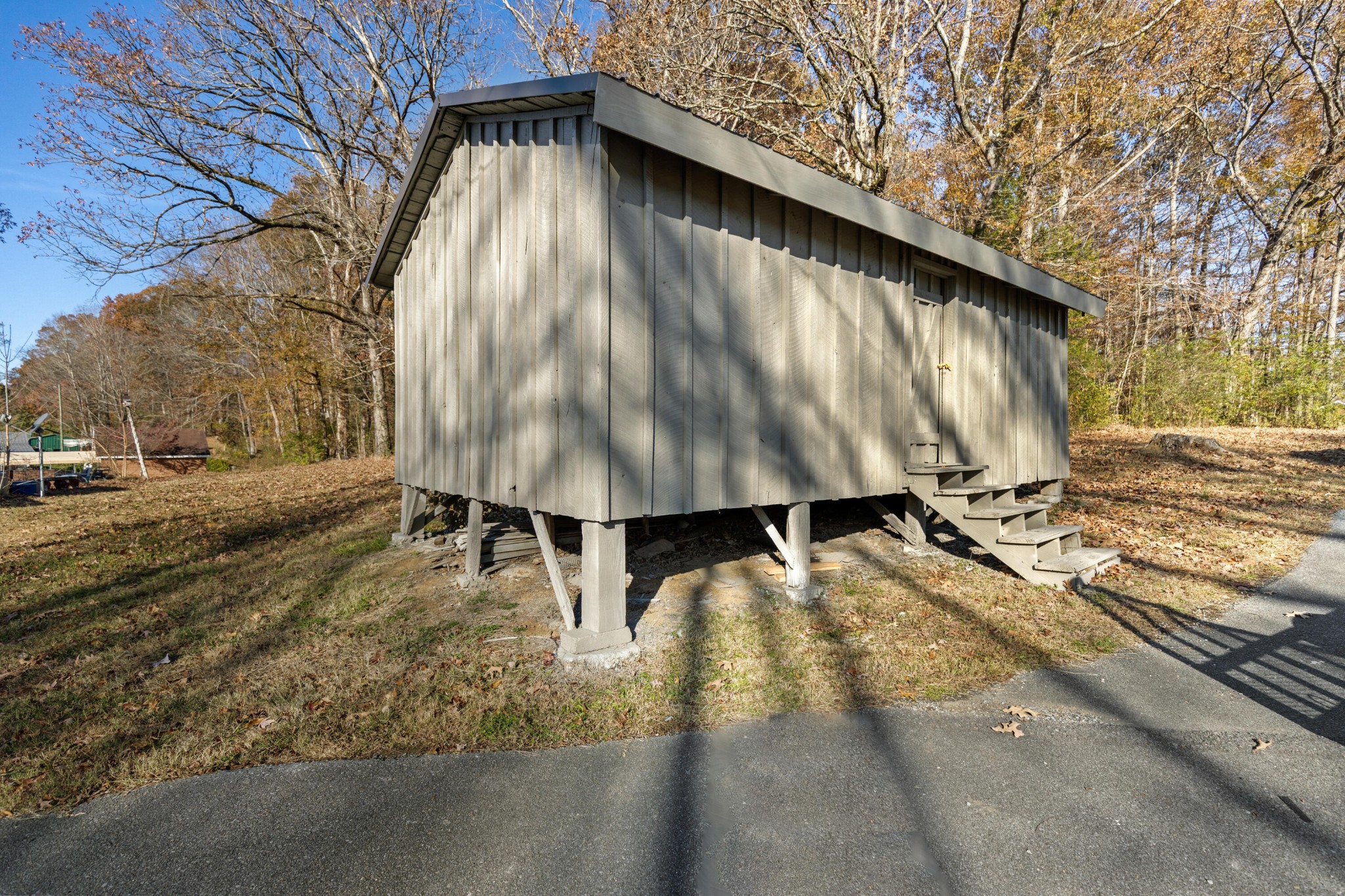 1210 Old Englewood Road Athens, TN 37303 - Photo 23 of 28 a view of a yard with street