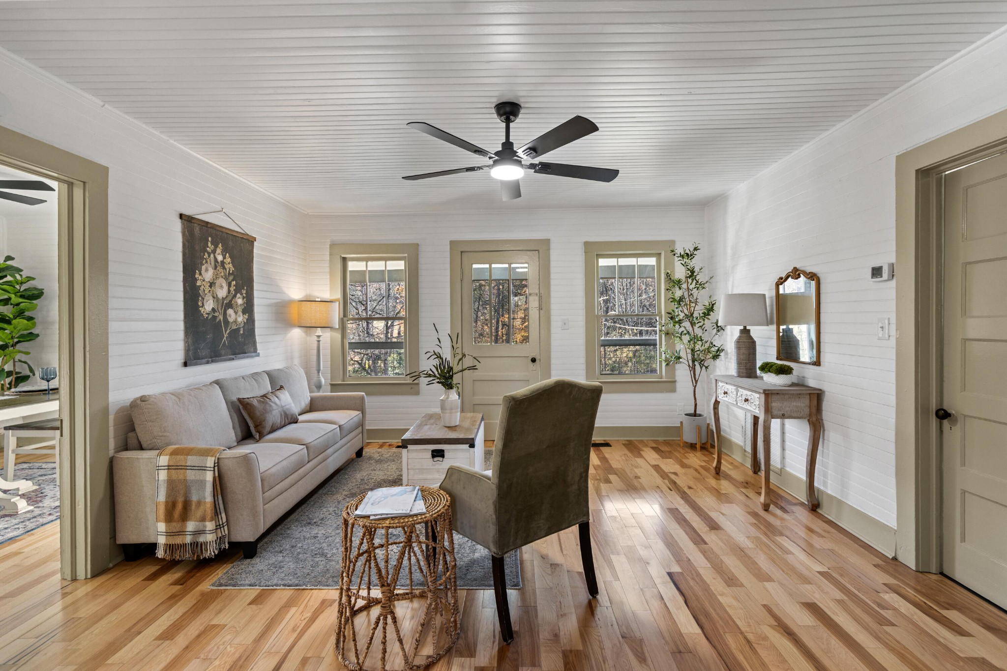 1210 Old Englewood Road Athens, TN 37303 - Photo 7 of 28 a living room with furniture and a wooden floor
