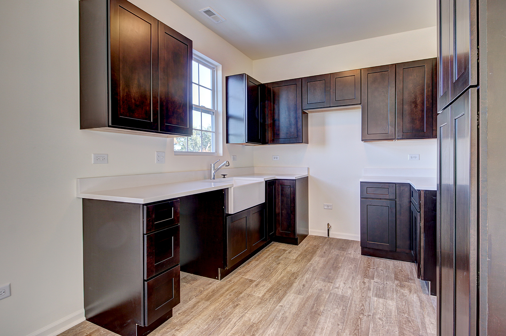 282 Timber Ridge Court Joliet, IL 60431 - Photo 8 of 12