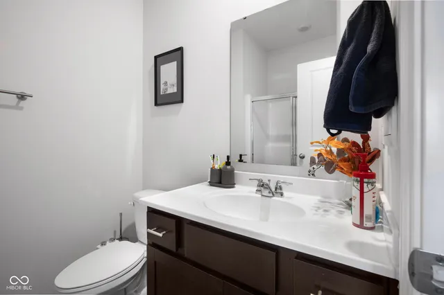 $535,000 | 870 Blaine Drive, Whiteland, IN 46184