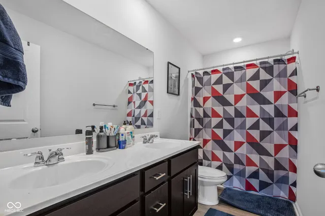 $535,000 | 870 Blaine Drive, Whiteland, IN 46184