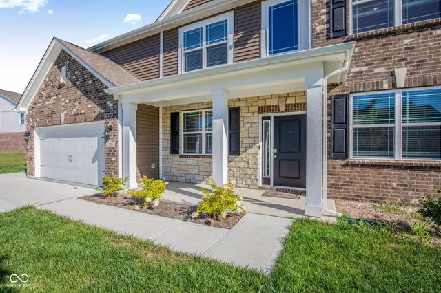 $535,000 | 870 Blaine Drive, Whiteland, IN 46184