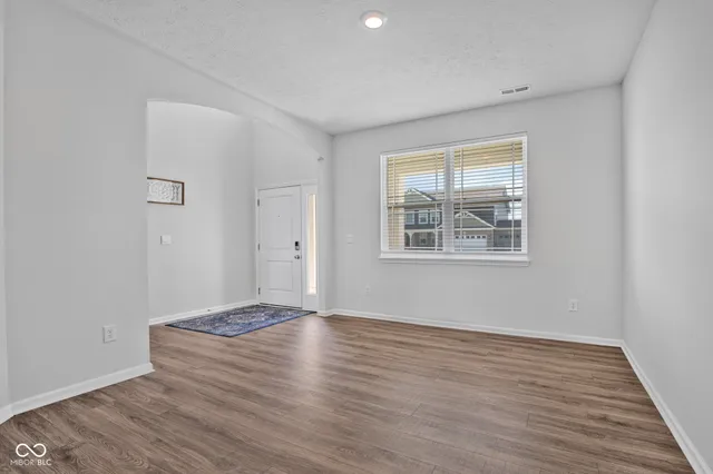 $535,000 | 870 Blaine Drive, Whiteland, IN 46184