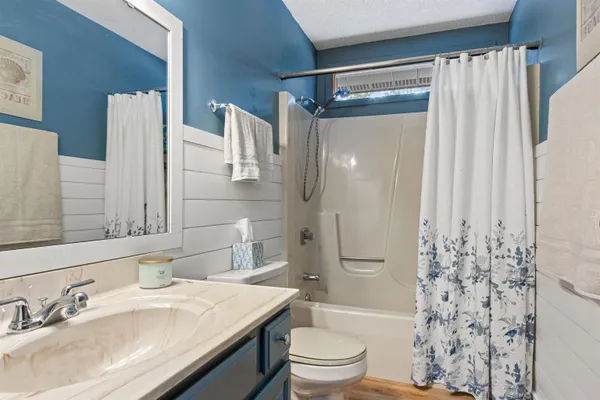 $470,000 | 1074 East Queens Way, Nekoosa, WI 54457