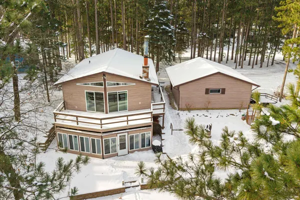 $470,000 | 1074 East Queens Way, Nekoosa, WI 54457