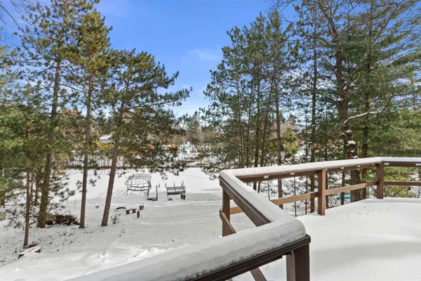 $470,000 | 1074 East Queens Way, Nekoosa, WI 54457
