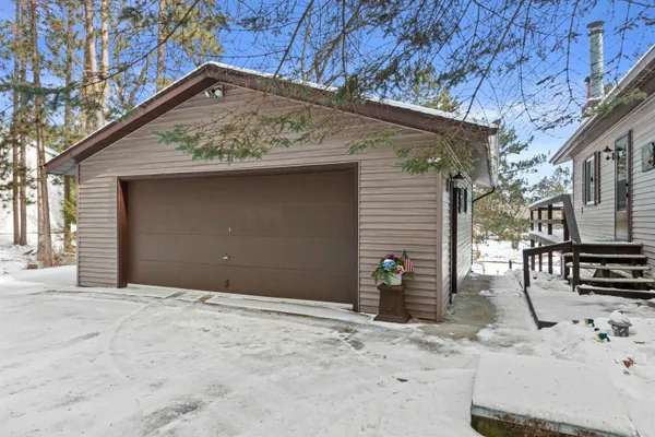$470,000 | 1074 East Queens Way, Nekoosa, WI 54457