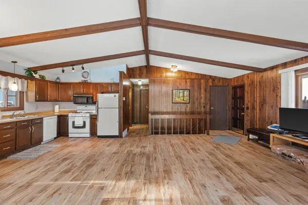 $470,000 | 1074 East Queens Way, Nekoosa, WI 54457