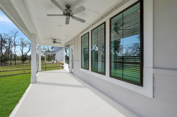 front view of house with a yard