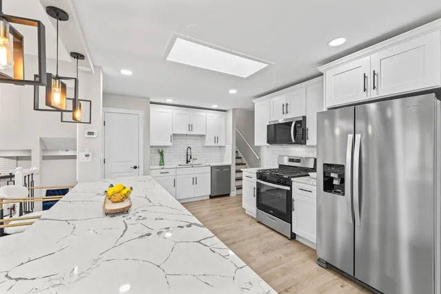 $399,900 | 18115 Georgia Court, Unit 132, Orland Park, IL 60467