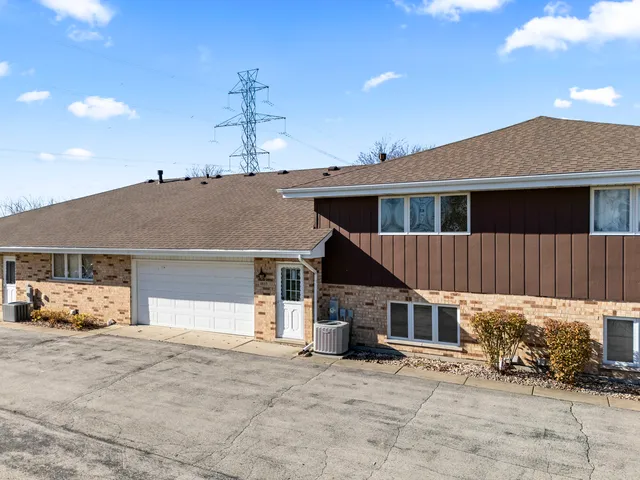 $399,900 | 18115 Georgia Court, Unit 132, Orland Park, IL 60467