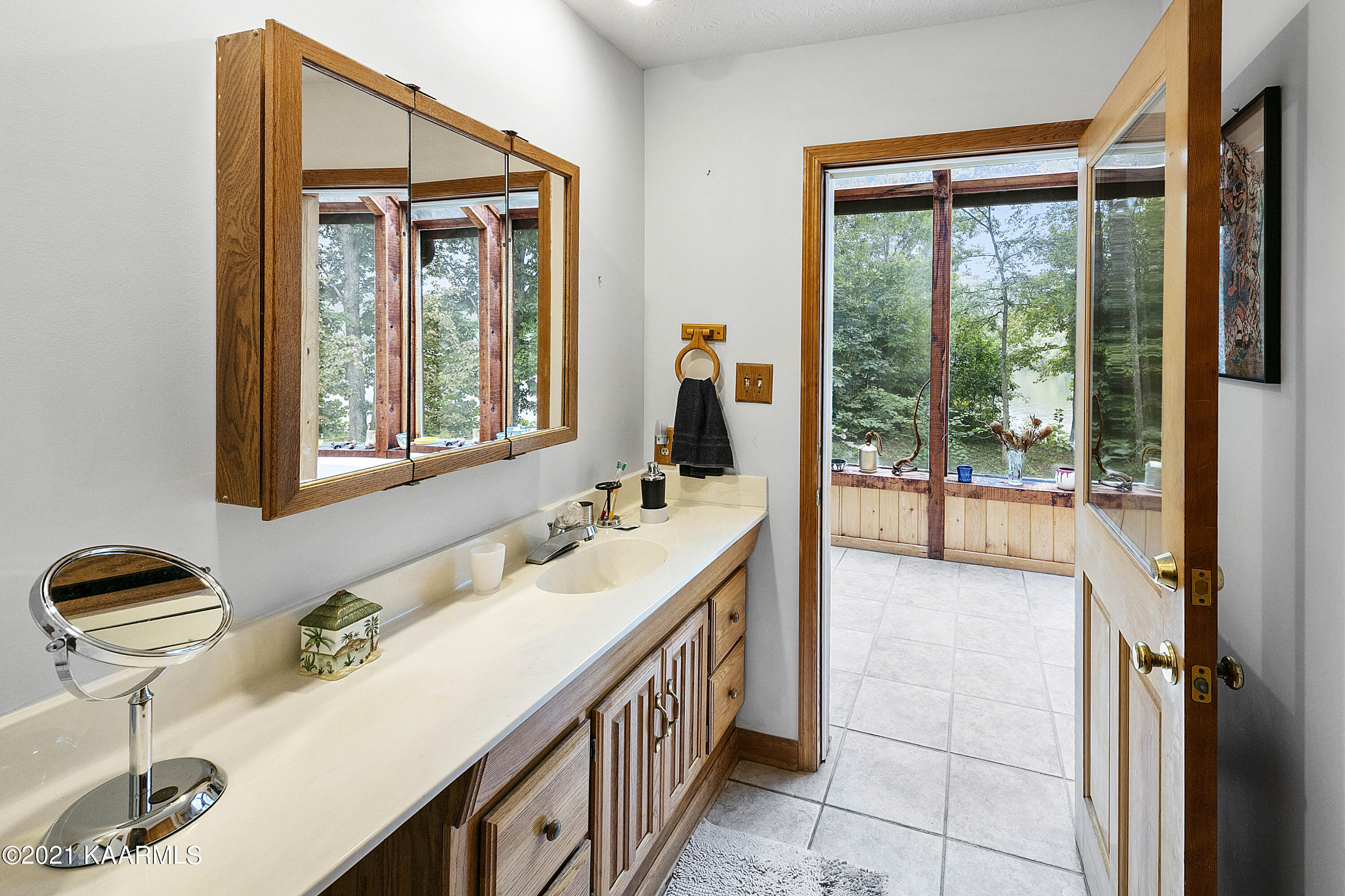 3900 Maloney Road Knoxville, TN 37920 - Photo 19 of 37 1L9A2808