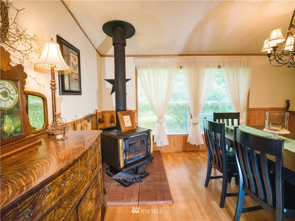 5525 189th Street Southeast Bothell, WA 98012 - Photo 11 of 25 Gallery Image 11