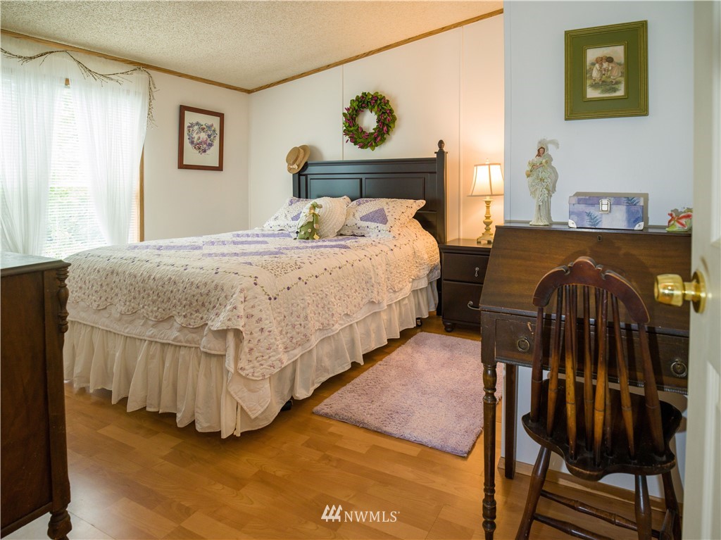 5525 189th Street Southeast Bothell, WA 98012 - Photo 16 of 25 Gallery Image 16