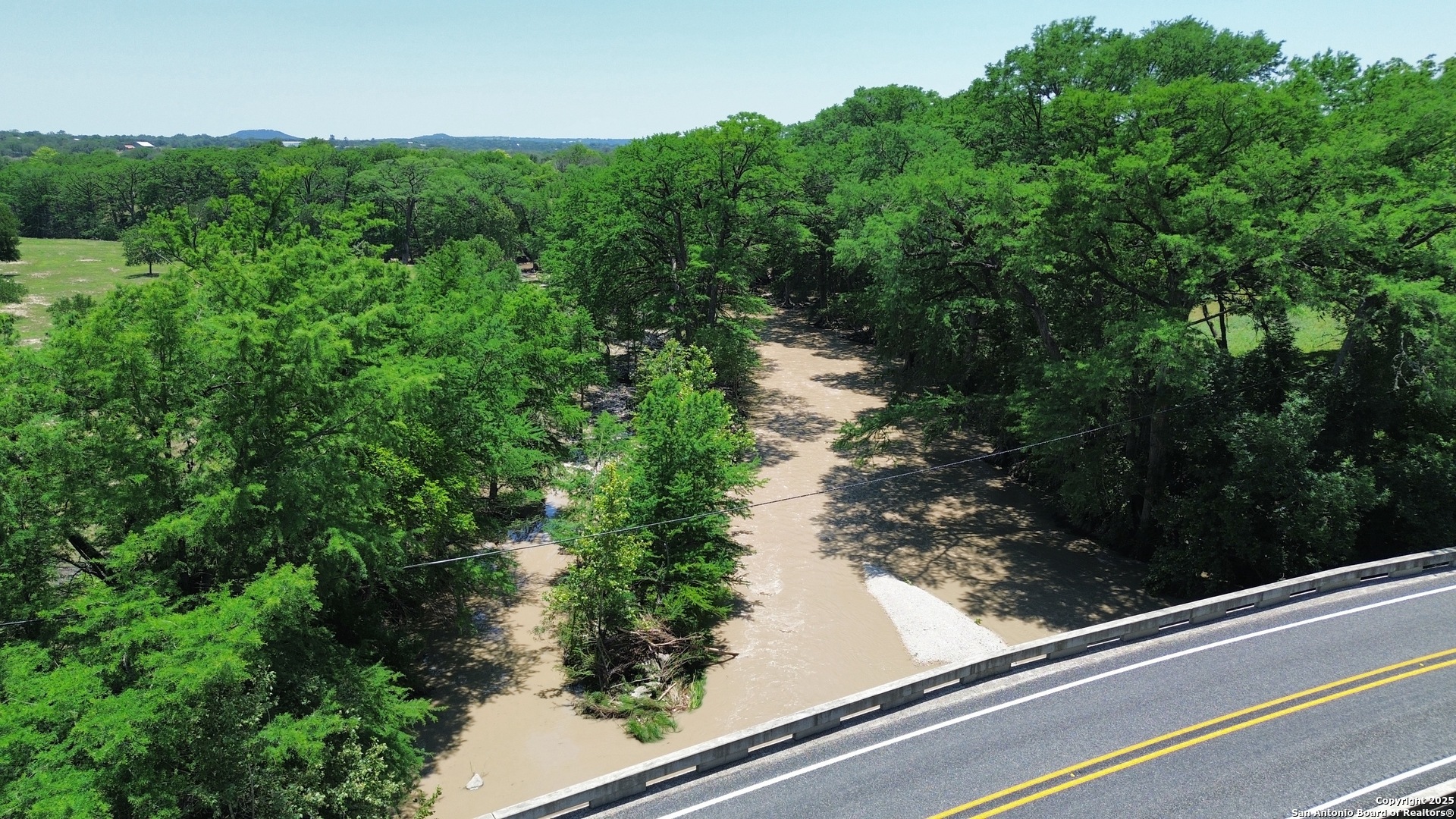 106 East Mari-b Drive Center Point, TX 78010 - Photo 20 of 26