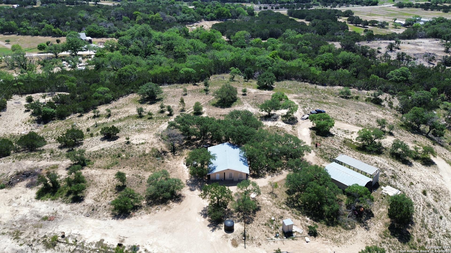 106 East Mari-b Drive Center Point, TX 78010 - Photo 2 of 26