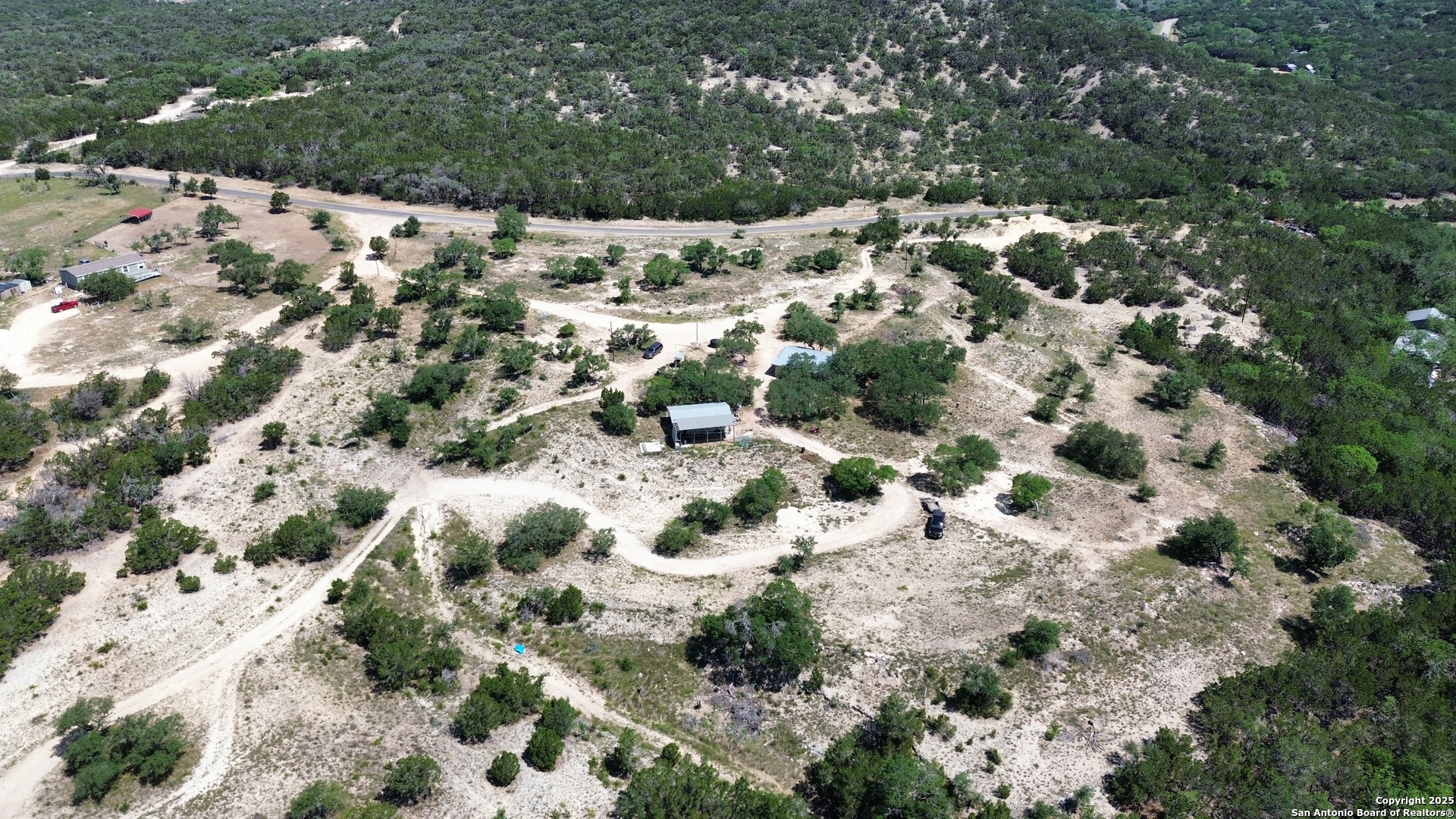 106 East Mari-b Drive Center Point, TX 78010 - Photo 10 of 26