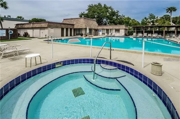 $159,900 | 2400 Winding Creek Boulevard, Unit 24102, Clearwater, FL 33761