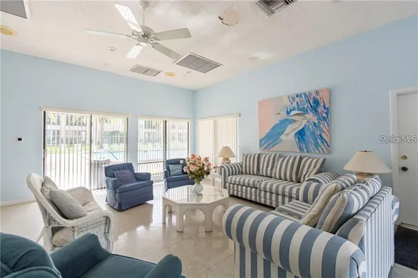 $159,900 | 2400 Winding Creek Boulevard, Unit 24102, Clearwater, FL 33761