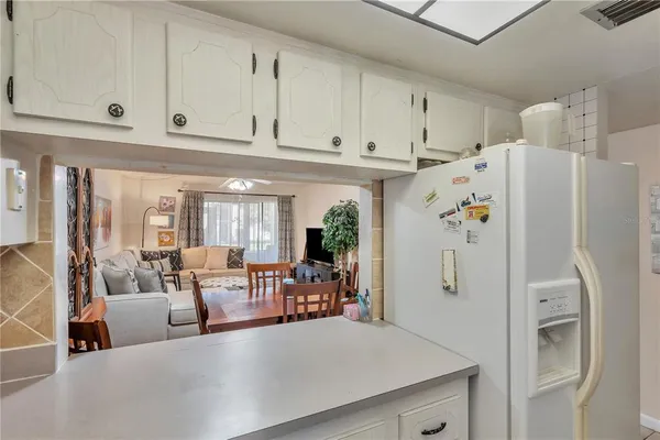 $159,900 | 2400 Winding Creek Boulevard, Unit 24102, Clearwater, FL 33761