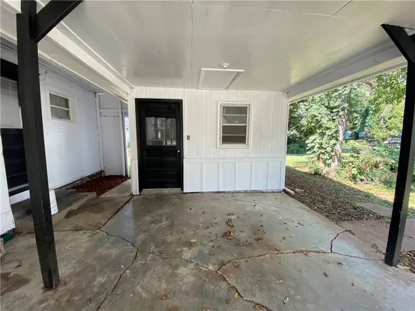 $159,000 | 604 North Kentucky Street, Adrian, MO 64720