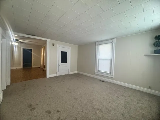 $169,900 | 604 North Kentucky Street, Adrian, MO 64720