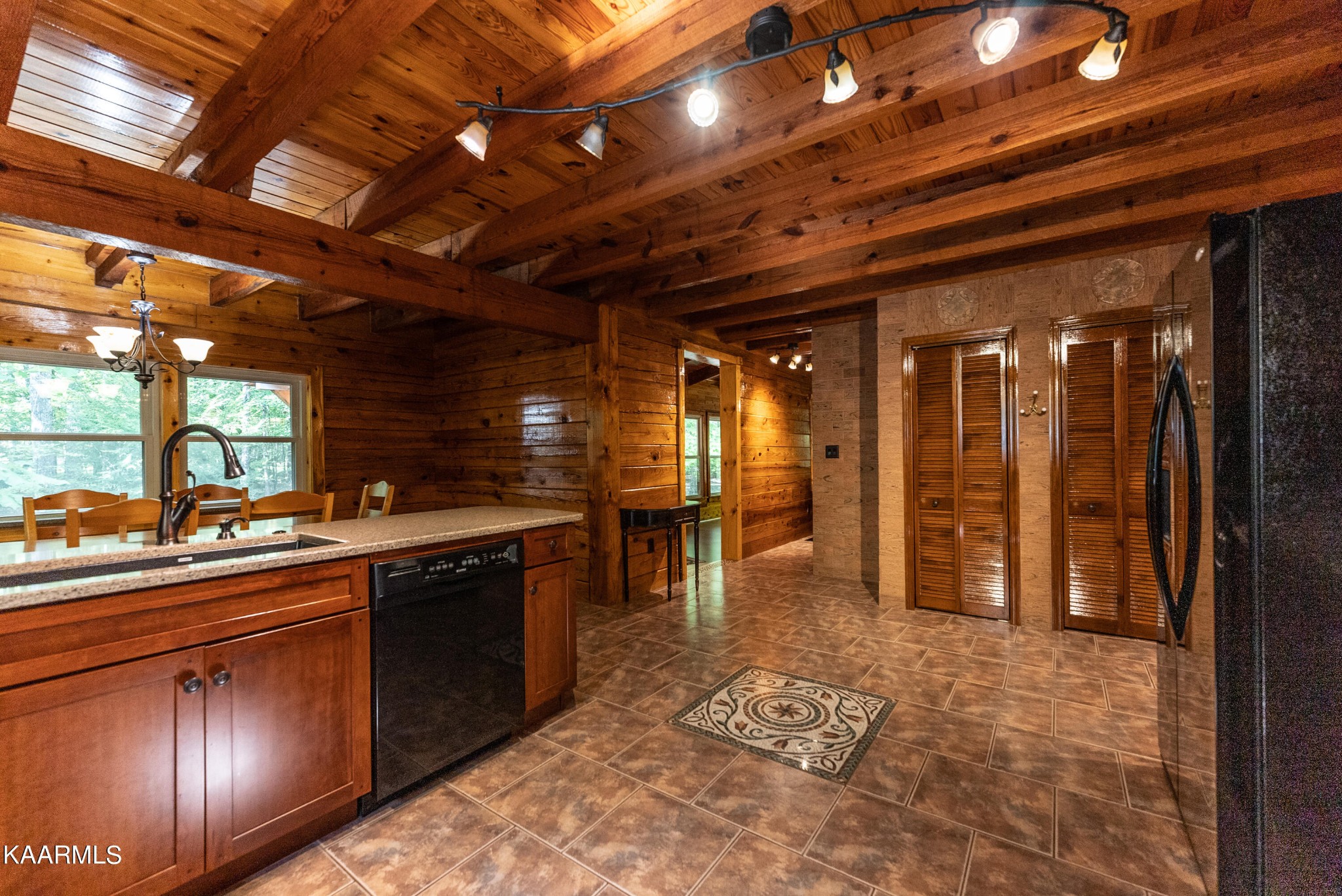 1912 Indian Park Road Monterey, TN 38574 - Photo 11 of 60 Gallery Image 11