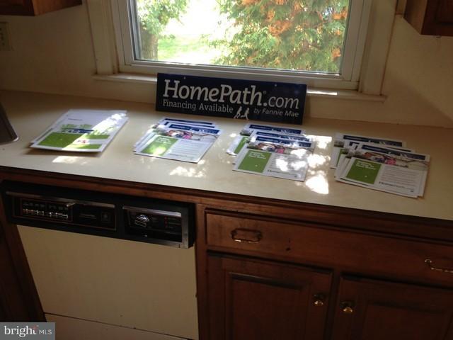 417 North Penryn Road Manheim, PA 17545 - Photo 8 of 12