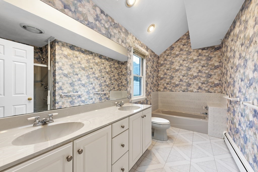 31 Flume Road Gloucester, MA 01930 - Photo 12 of 24