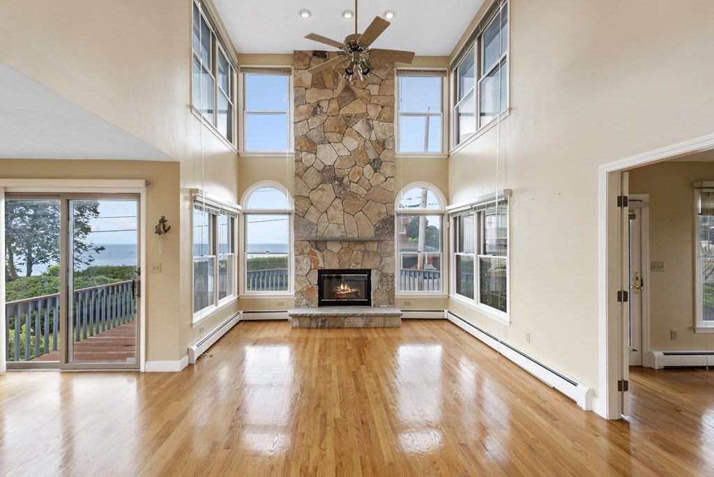 31 Flume Road Gloucester, MA 01930 - Photo 3 of 24